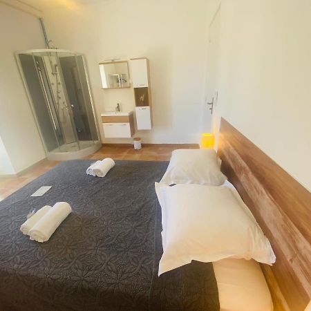 Residence Bernardini 사리 솔렌자라 외부 사진